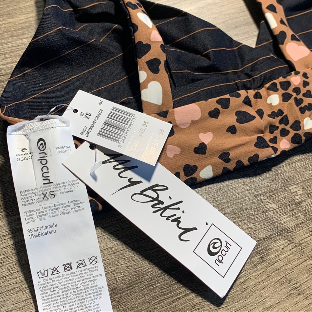 • NWT [Rip Curl] Reversible Bikini Top • - Picture 7 of 16